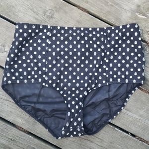 Torrid size 2 bathing suit bottoms skulls polka do